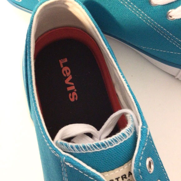 Levi’s Anika C Logo Sneakers - Picture 6 of 11